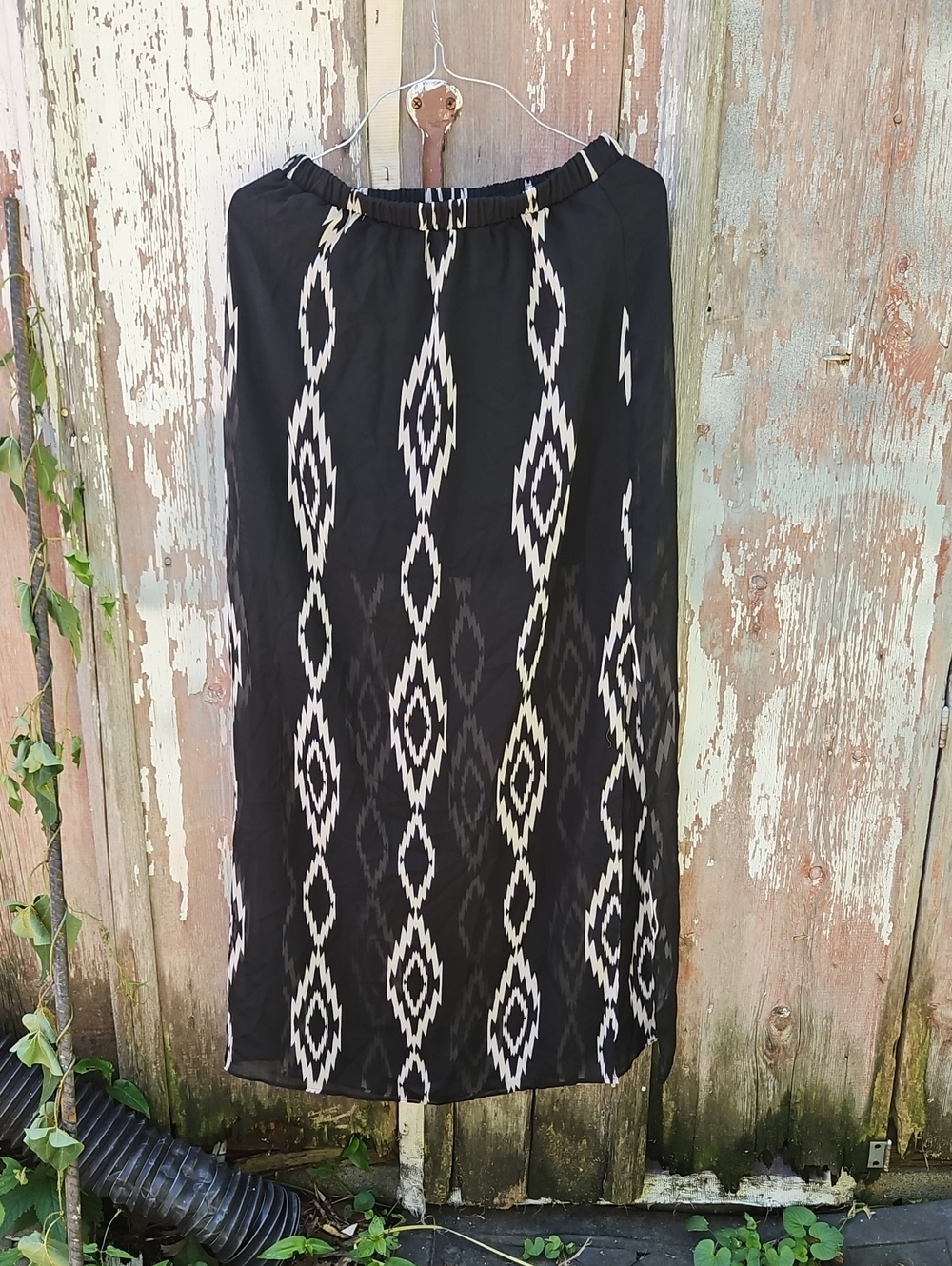 Bwear Black & Cream Geometric Midi Skirt